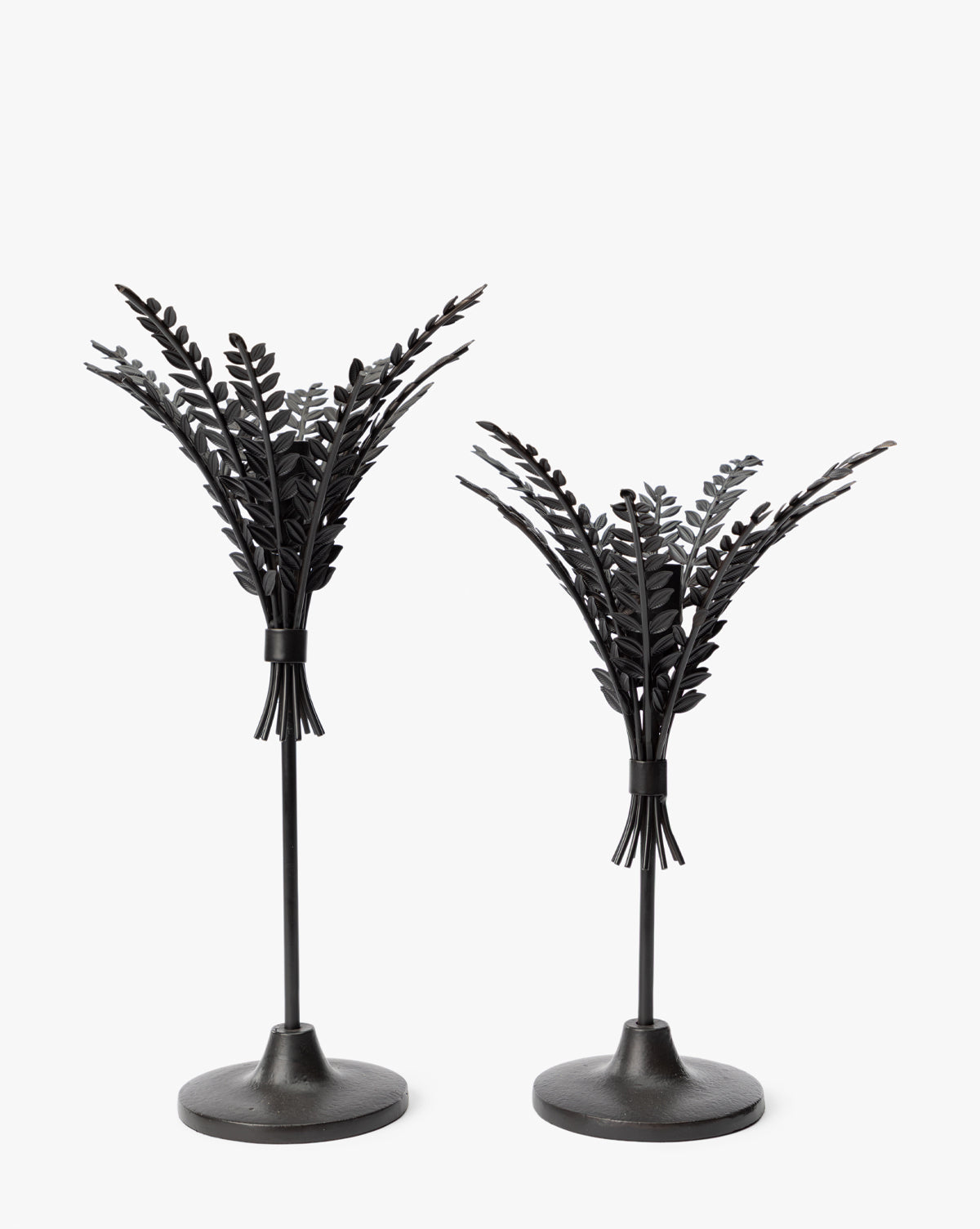 Addams Black Taper Holder
