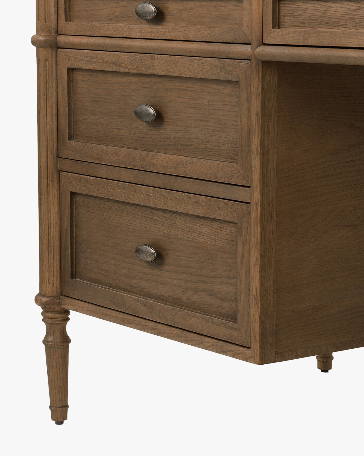 Aleksi Executive Desk