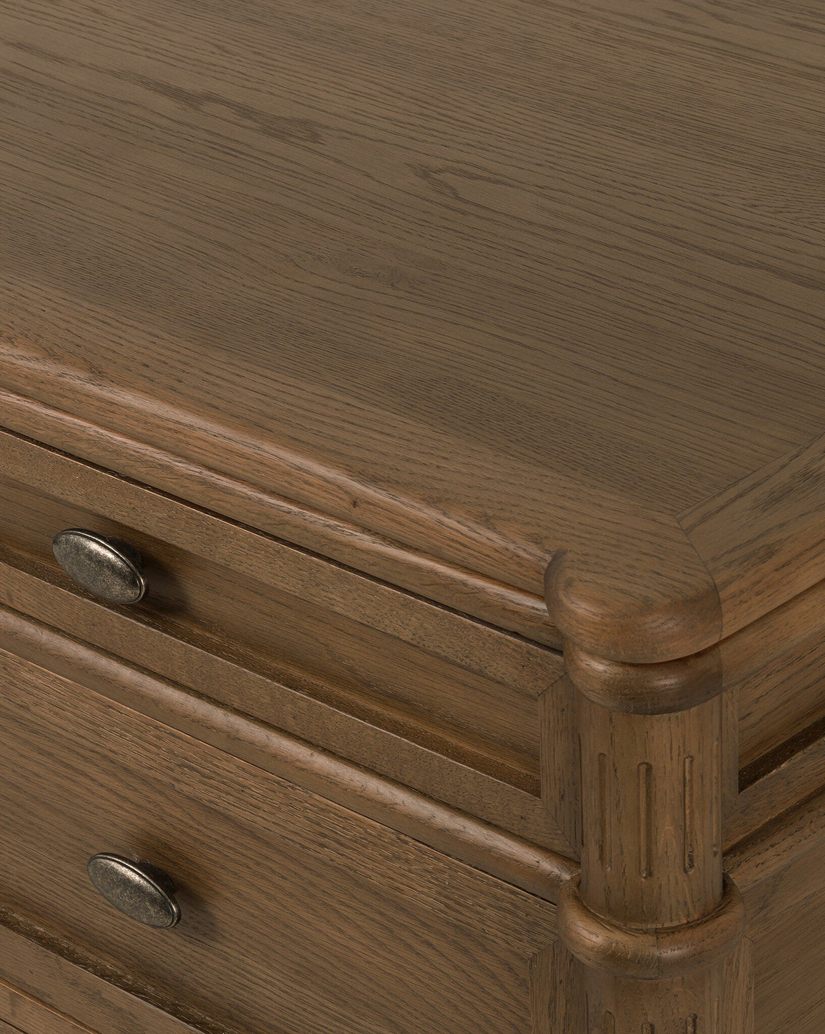 Aleksi Executive Desk