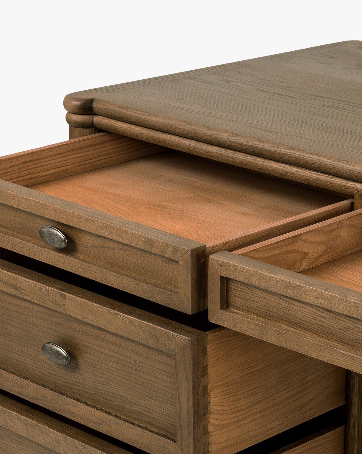 Aleksi Executive Desk