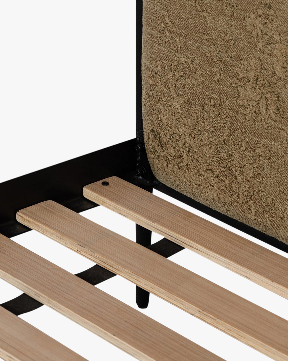 Alexander Bed
