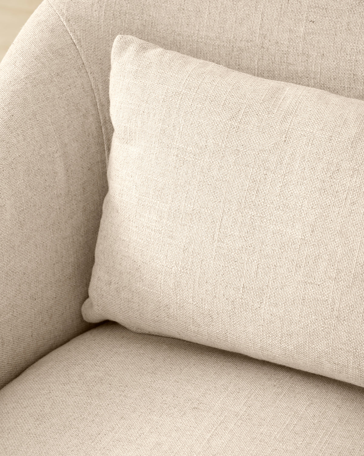 Andie Swivel Armchair