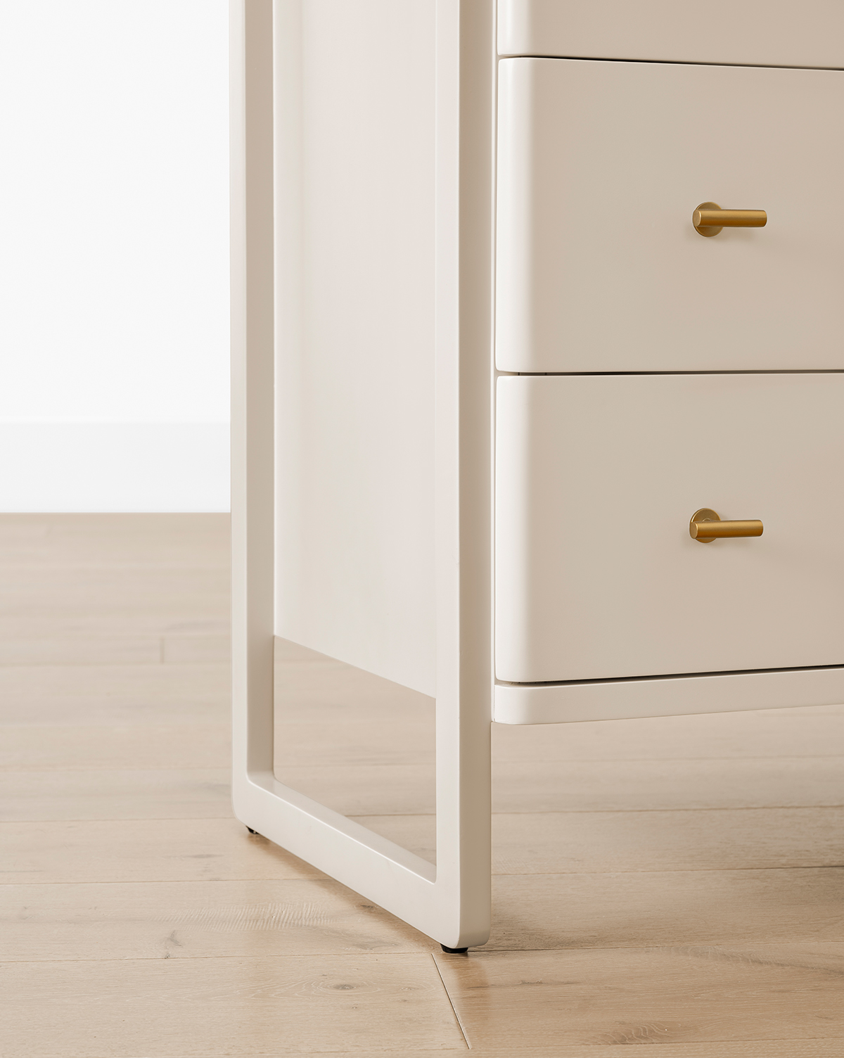 Butler Dresser