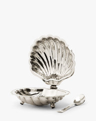 Clam Shell Serving Dish with Spoon